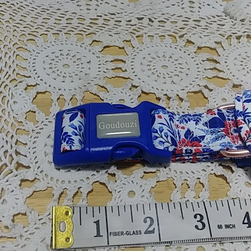 Dog Collar,  floral pattern, size Large, new item